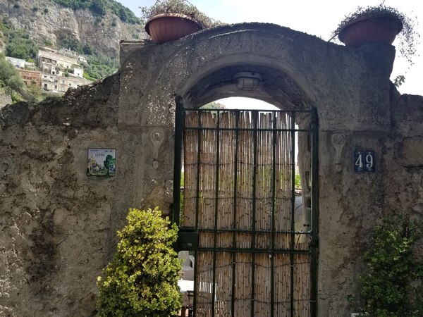 Italian Residential Style Print