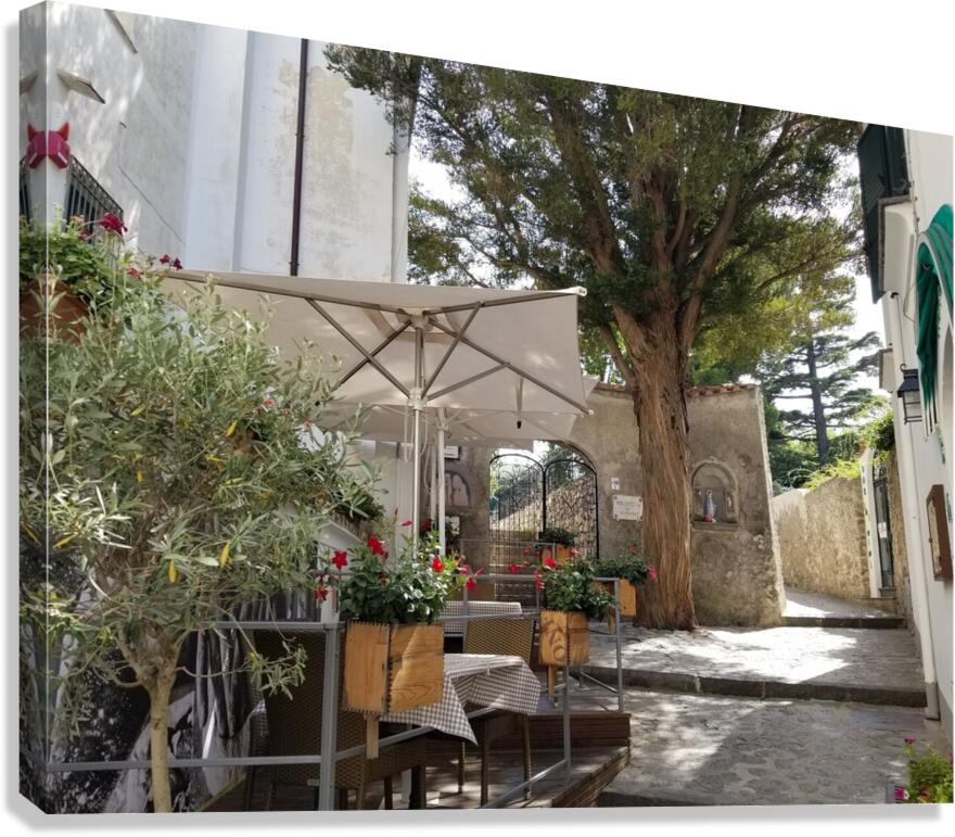 A Place To Dine In Italy Canvas Print